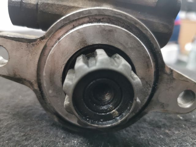 bontott TOYOTA HILUX Kormányszervó Motor (Hidraulikus)