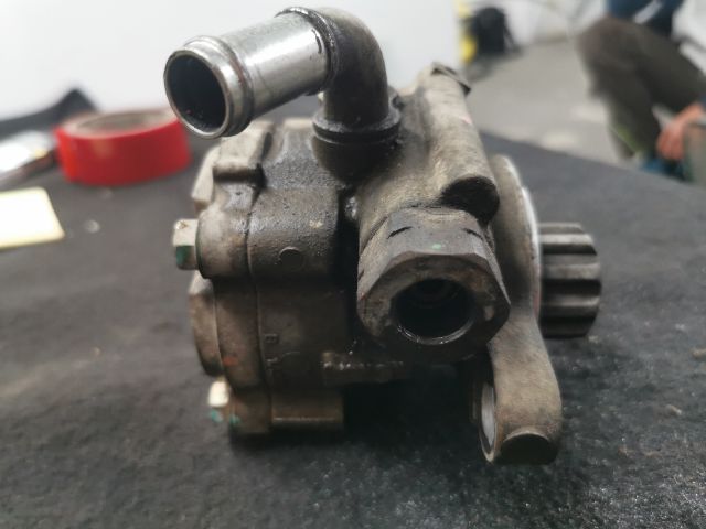 bontott TOYOTA HILUX Kormányszervó Motor (Hidraulikus)