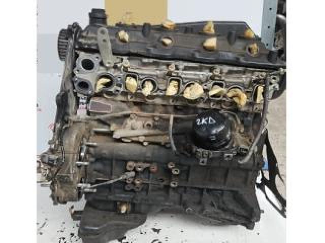 bontott TOYOTA HILUX Motor (Fűzött blokk hengerfejjel)