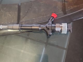 bontott TOYOTA HILUX Porlasztó (1 db)