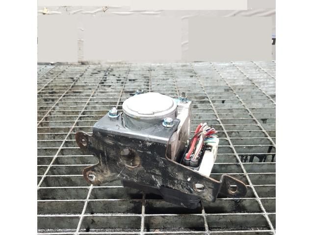 bontott TOYOTA HILUX ABS Kocka