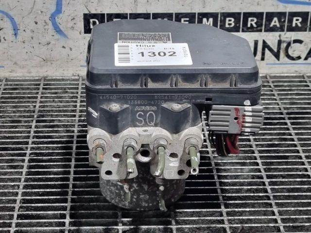 bontott TOYOTA HILUX ABS Kocka