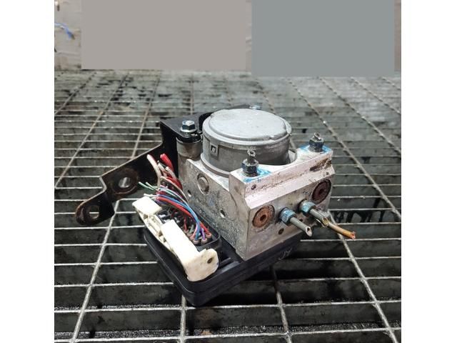 bontott TOYOTA HILUX ABS Kocka