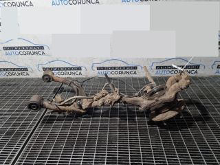 bontott TOYOTA HILUX Bal első Csonkállvány