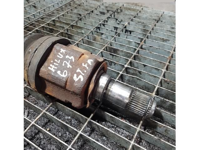 bontott TOYOTA HILUX Bal Féltengely