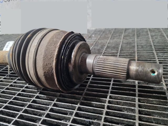 bontott TOYOTA HILUX Bal Féltengely