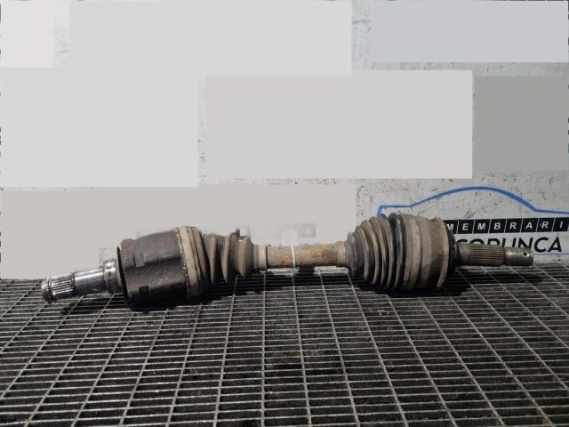 bontott TOYOTA HILUX Bal Féltengely