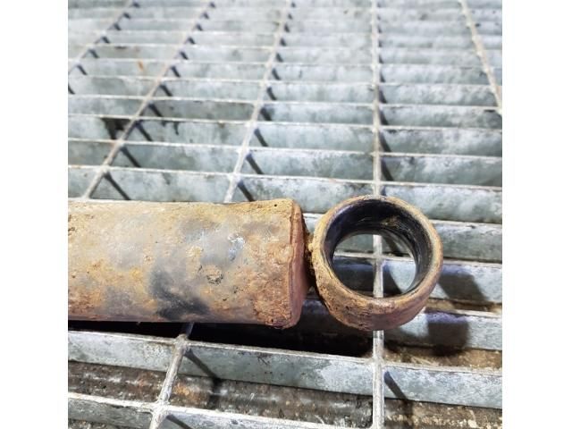 bontott TOYOTA HILUX Jobb hátsó Lengéscsillapító