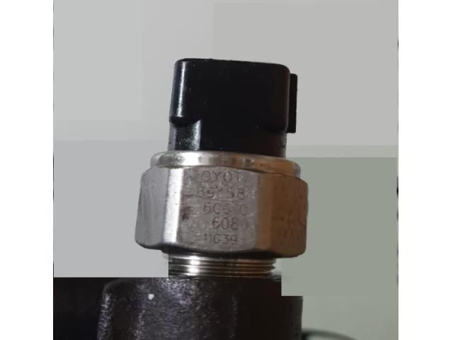 bontott TOYOTA HILUX Közösnyomócső