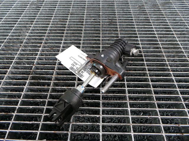 bontott TOYOTA HILUX Kuplung Munkahenger