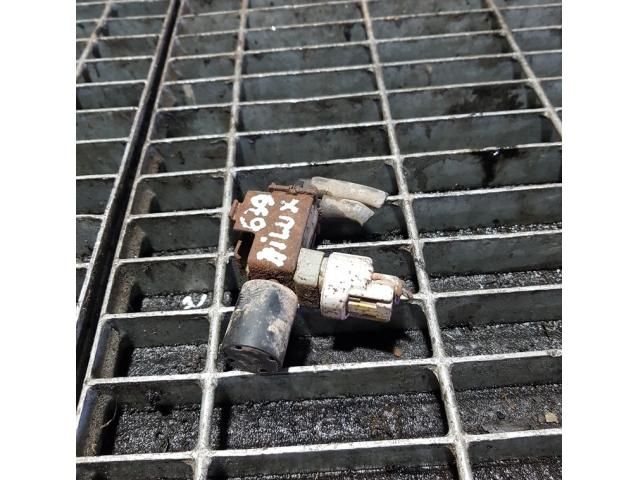 bontott TOYOTA HILUX Lefújószelep