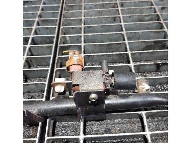 bontott TOYOTA HILUX Lefújószelep