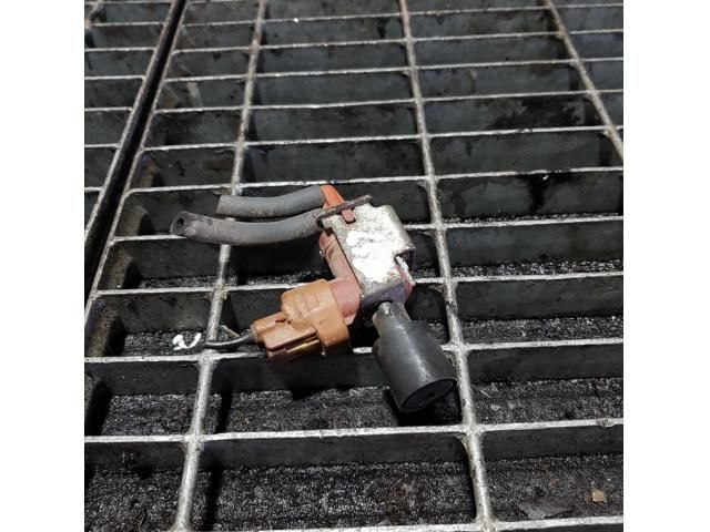 bontott TOYOTA HILUX Lefújószelep