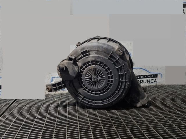 bontott TOYOTA HILUX Légszűrő Ház