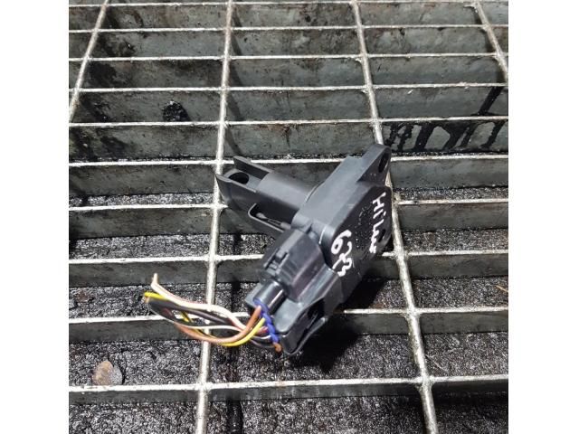 bontott TOYOTA HILUX Légtömegmérő