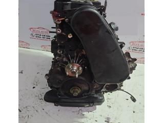 bontott TOYOTA HILUX Motor (Fűzött blokk hengerfejjel)