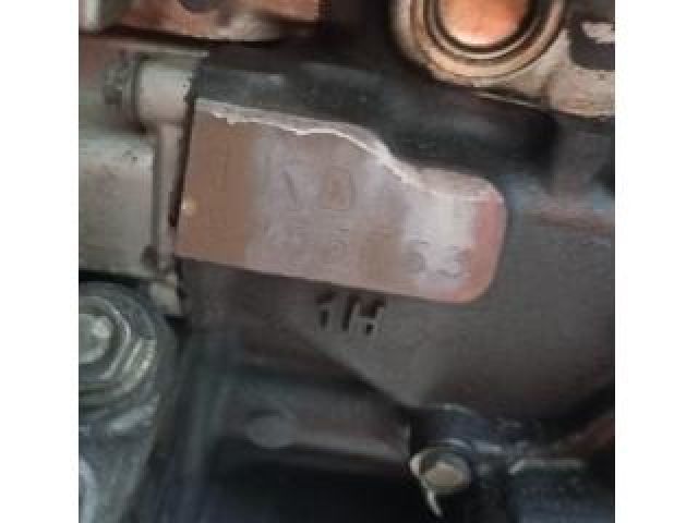 bontott TOYOTA HILUX Motor (Fűzött blokk hengerfejjel)