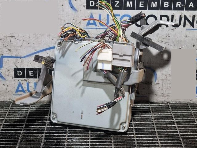 bontott TOYOTA HILUX Motorvezérlő