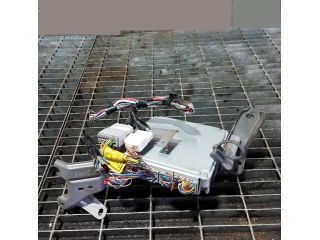 bontott TOYOTA HILUX Motorvezérlő