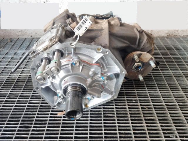 bontott TOYOTA HILUX Osztómű