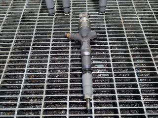 bontott TOYOTA HILUX Porlasztó (1 db)