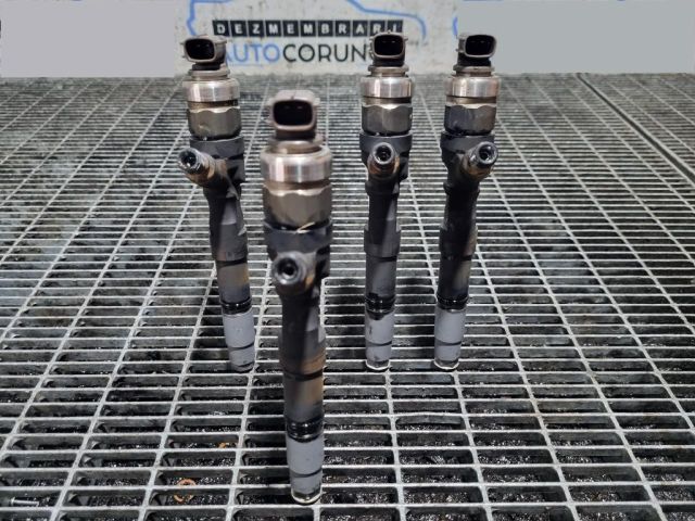 bontott TOYOTA HILUX Porlasztó (1 db)