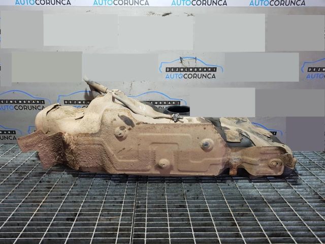 bontott TOYOTA HILUX Tank
