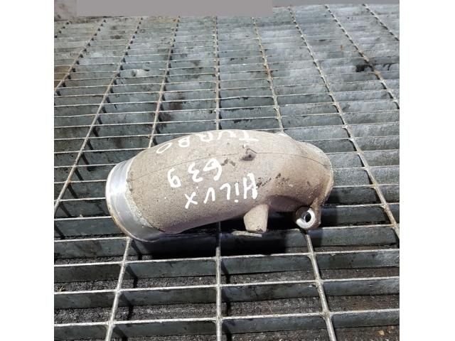 bontott TOYOTA HILUX Turbócső