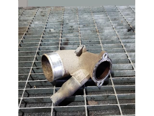 bontott TOYOTA HILUX Turbócső