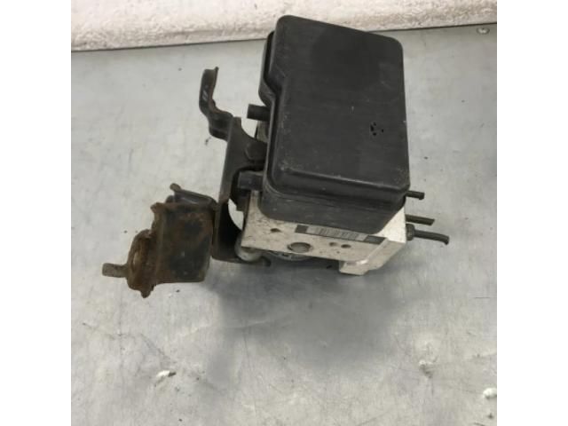 bontott TOYOTA HILUX ABS Kocka