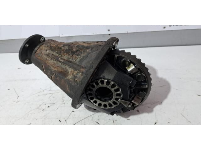 bontott TOYOTA HILUX Hátsó Differenciálmű