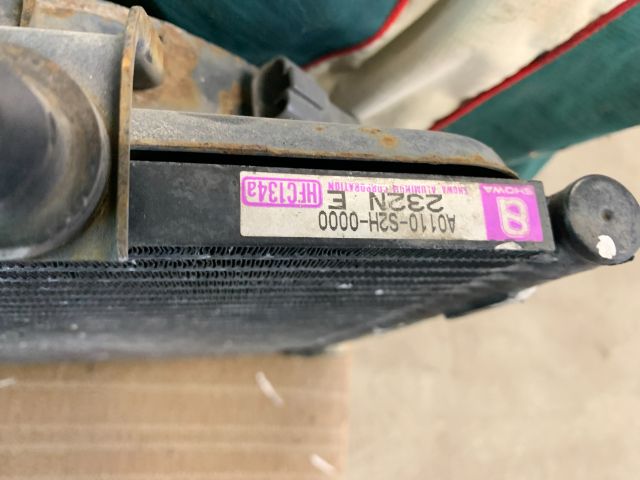 bontott TOYOTA HILUX Klímahűtő Radiátor