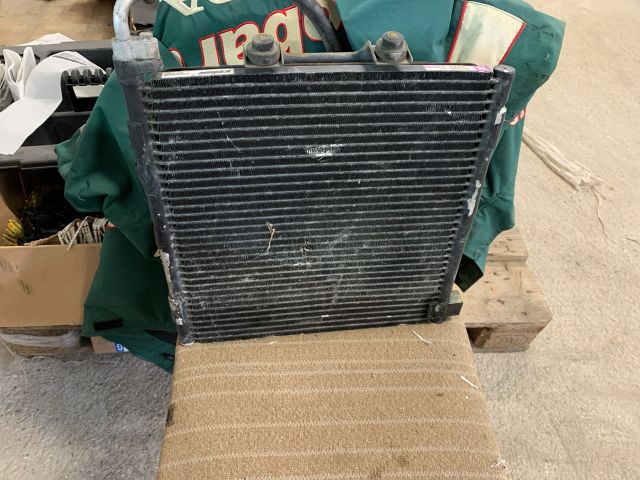 bontott TOYOTA HILUX Klímahűtő Radiátor