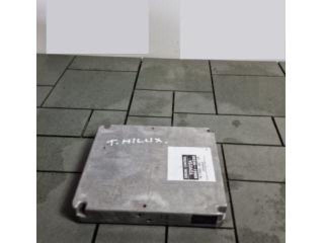 bontott TOYOTA HILUX Motorvezérlő