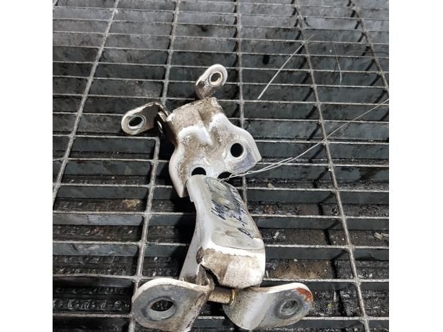 bontott TOYOTA HILUX Ajtó Zsanér (Pozíciófüggetlen)