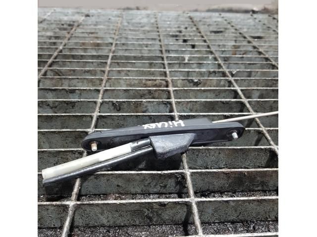 bontott TOYOTA HILUX Antenna