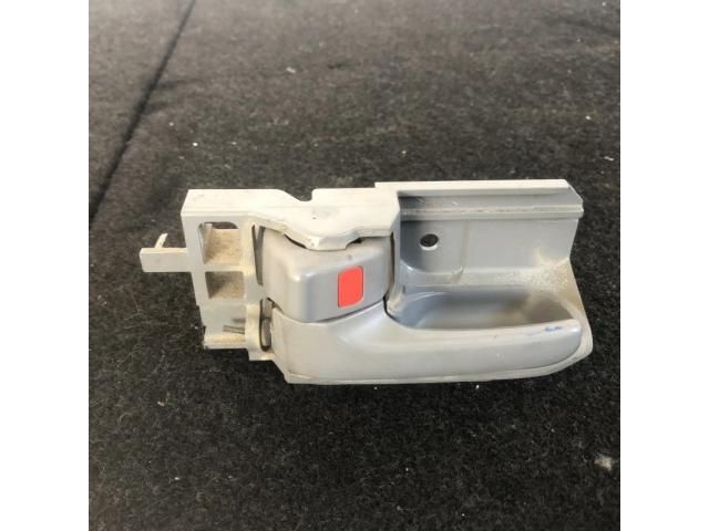 bontott TOYOTA HILUX Bal első Belső Kilincs