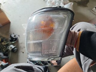 bontott TOYOTA HILUX Bal első Irányjelző