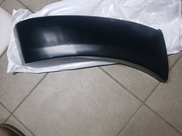 bontott TOYOTA HILUX Bal első Lökhárító Sarok