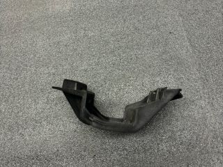 bontott TOYOTA HILUX Bal első Lökhárító Tartó (Műanyag)