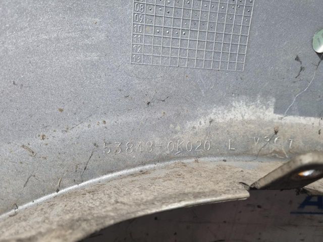 bontott TOYOTA HILUX Bal első Sárvédő Szélesítő