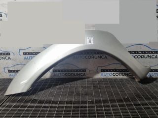 bontott TOYOTA HILUX Bal első Sárvédő Szélesítő