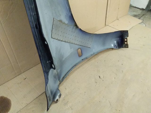 bontott TOYOTA HILUX Bal első Sárvédő