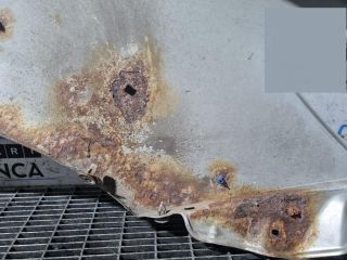 bontott TOYOTA HILUX Bal első Sárvédő