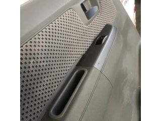 bontott TOYOTA HILUX Bal hátsó Ajtó Kárpit