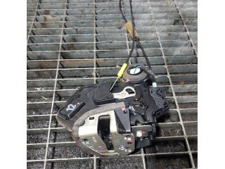 bontott TOYOTA HILUX Bal hátsó Ajtózár