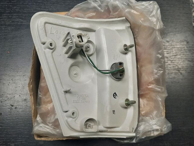 bontott TOYOTA HILUX Bal Helyzetjelző