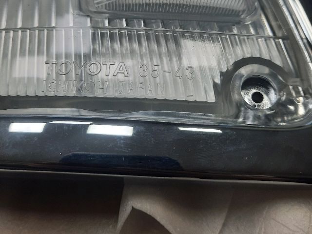 bontott TOYOTA HILUX Bal Helyzetjelző