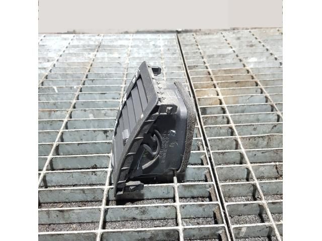 bontott TOYOTA HILUX Bal Szellőző