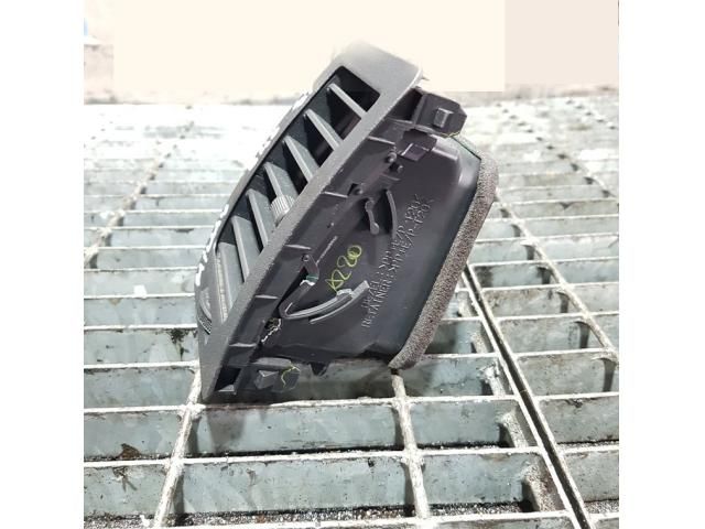 bontott TOYOTA HILUX Bal Szellőző